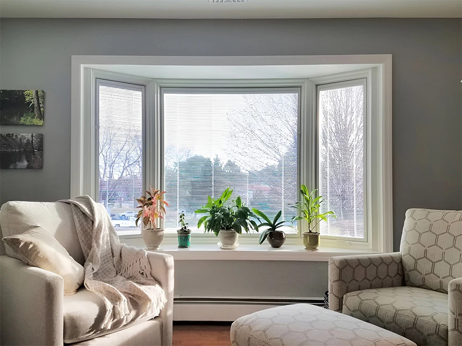 Biloxi Bay or Bow Windows